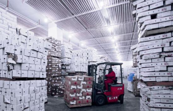 如何控制低温保鲜库温度？